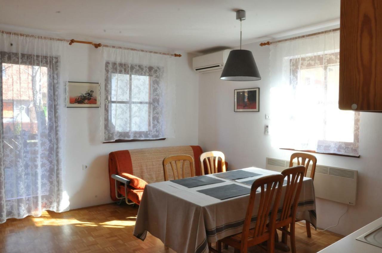 チャテジ・オプ・サヴィ Apartma Marija Hiska 79ヴィラ エクステリア 写真